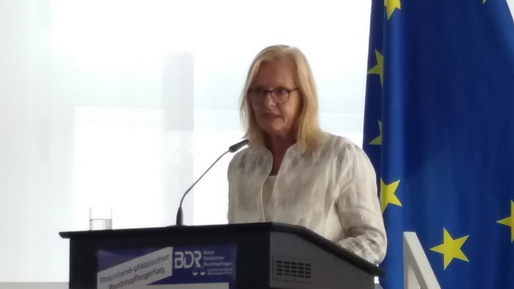 Andrea Meyer